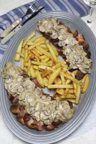 Menu Bifinhos com Cogumelos