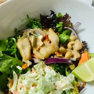 Salada Royal Especial Tailandesa