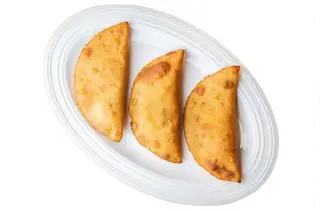 Empanada De Queso Y Tajada (1 Ud.)