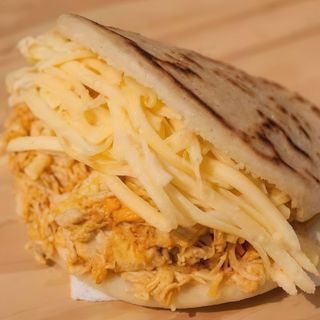 Arepa de pollo