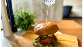 Chicken Cesar Burger