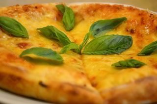 Піца Маргарита (23см/330г)