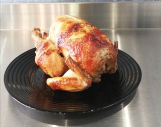 Печено пиле на  Грил - 1 брой