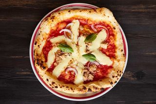 Pizza Tonno e cipolla