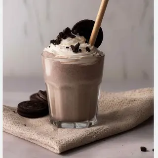 Oreo de vanilla y frambuesa bubble tea