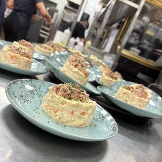 Ensaladilla Marinera de Gambas y Bonito