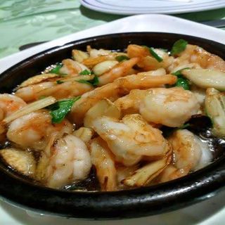 Gambas con salsa de ajo y sésamo