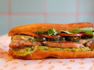 CHICKEN HAWAII FRIES & COLA COMBO