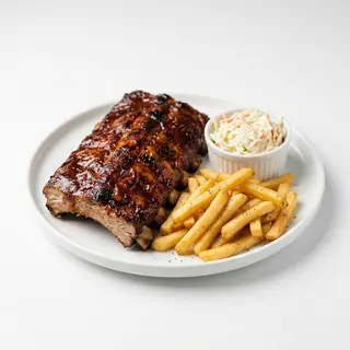 Costilla BBQ Con Papas Y Ensalada De Col