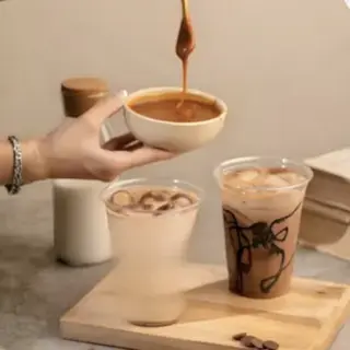  Mocha Caramel Iced Medium   