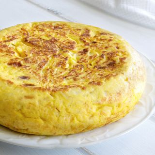 TORTILLA DE PATATAS  (900 Gr, aprox)