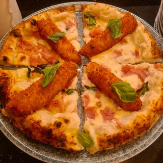 Pizza Crocchè (30 x 30 Cm.)