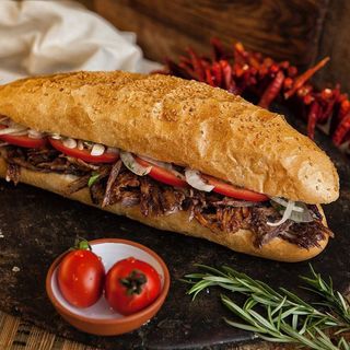 შაურმა პურში