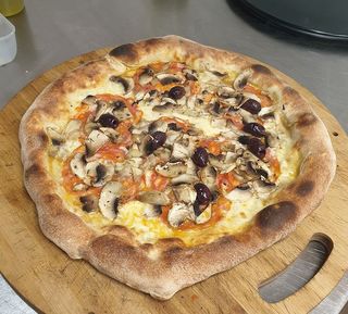 Пица Виктория