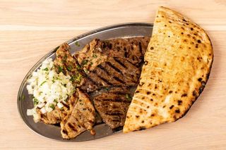 1/2 teleća jetra i 1/2 teleće šnicle