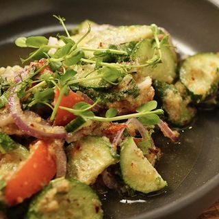 Традиційний грузинський салат (300 г)