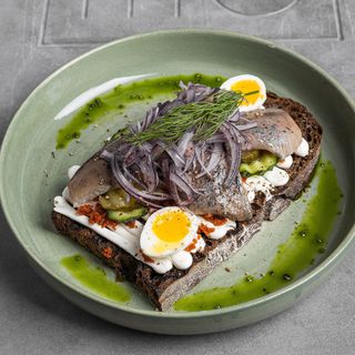 СМОРРЕБРОД З ІСЛАНДСЬКИМ ОСЕЛЕДЦЕМ (260 г)