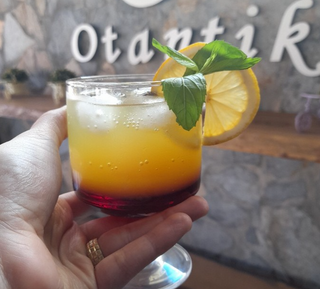 Otantik Cocktail