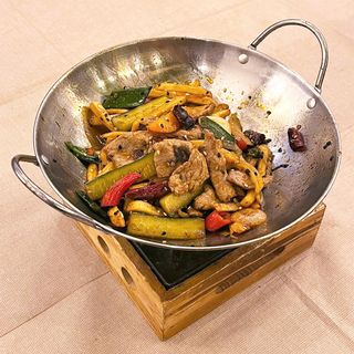 203. Scodella di fuoco di manzo