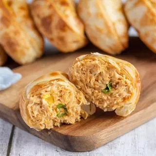 PACK 4 EMPANADILLAS + COCA COLA 500ml