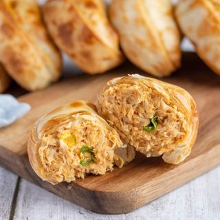 PACK 4 EMPANADILLAS + COCA COLA 500ml