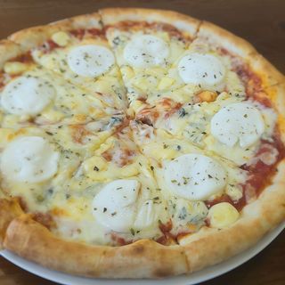 Pizza Cuatro Quesos (Individual)