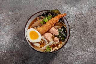 Суп Рамен з морепродуктами (360г)