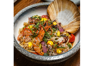 Udon Criollo de Mariscos