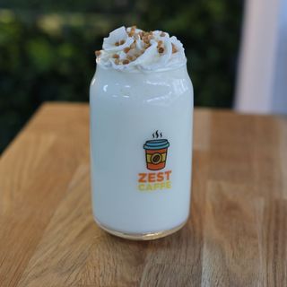 Ciocolată caldă albă