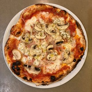 Pizza Funghi Y Cebolla