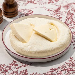 ღომი სულუგუნით