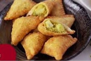 Gyoza De Pollo Curry (4 Pzs.)