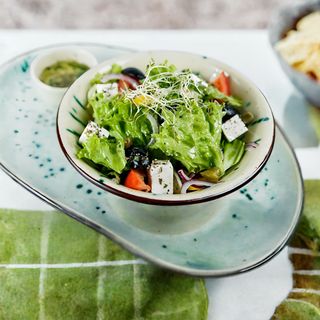 Грецький салат (190г)