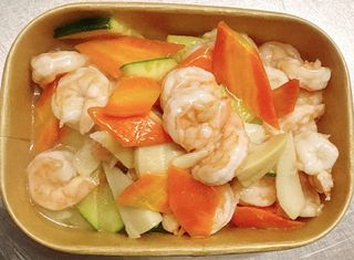 37B. Gamberi con verdura