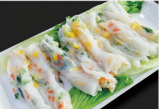 55 Tagliatelle di riso con mais e uova