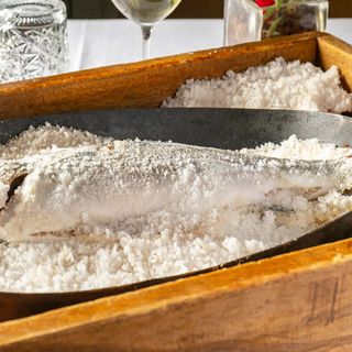 Pescados a la sal (2 pax)