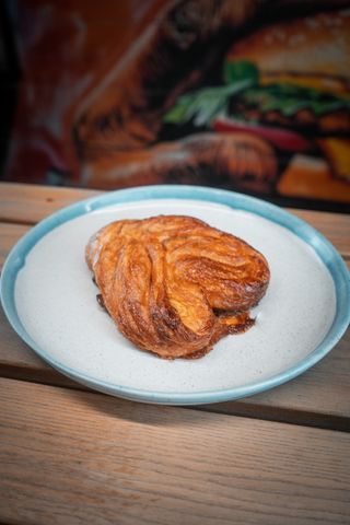 Плюшка з тростинним цукром "Панела"