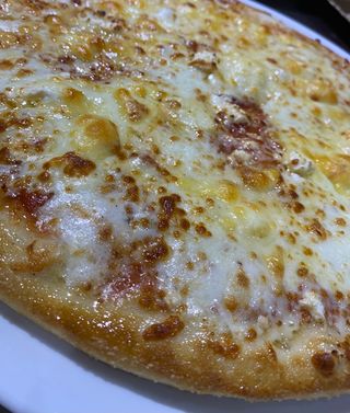 Пица Чинкуе Пацони (930г)