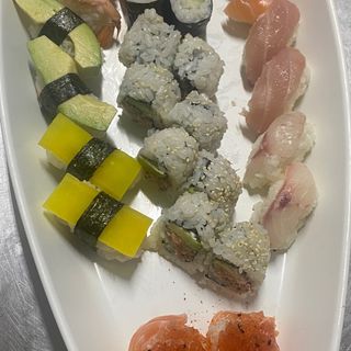 S38 sushi big