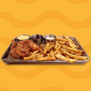 Chrupiący kurczak z frytkami