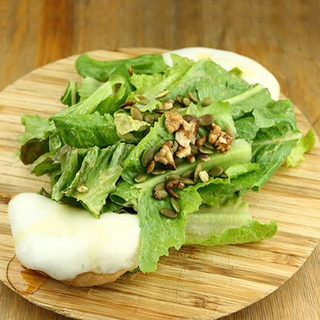 თხის ყველის სალათი