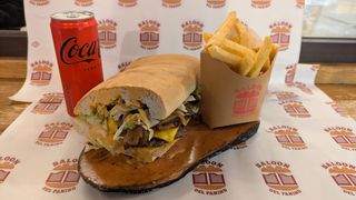 Menù Big Saloon Burger + Patatine Classiche + Bevanda