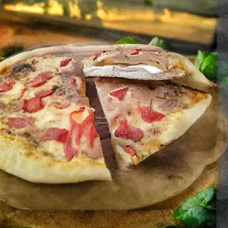 Focaccia farcita
