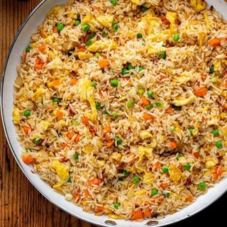 Пържен ориз с яйца веге