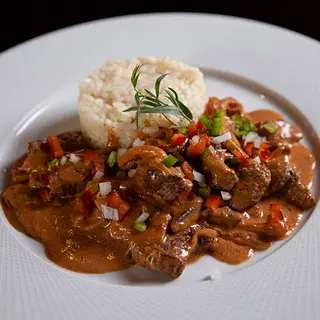 Solomillo De Ternera Strogonoff Con Arroz