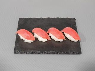 Nigiri De Atun (4 Pzs.)