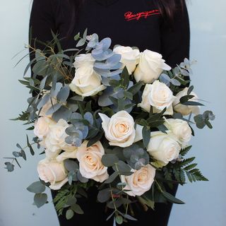 Ramo De Rosas Blancas (18 Rosas)