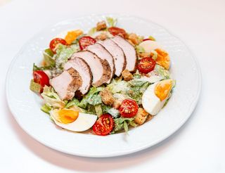 Ensalada César con Pollo