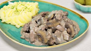 Бефстроганов из говядины