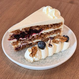 Цяла торта Боровинка - 12 парчета